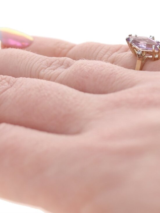 Vintage Coffin Shaped Amethyst Engagement Ring for Women 14k  Yellow Gold Amethyst Diamond Ring - 14k Cofffin Cut .95ctw
